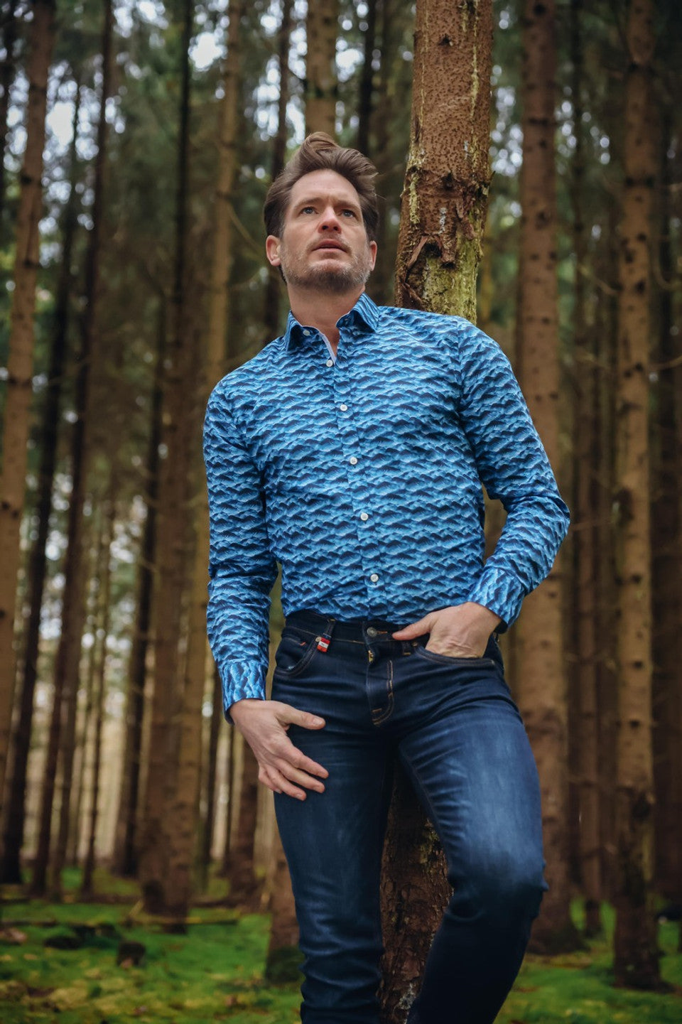 Men's Classic Blue Shirt With Rocky Mountain Pattern-Model Front View