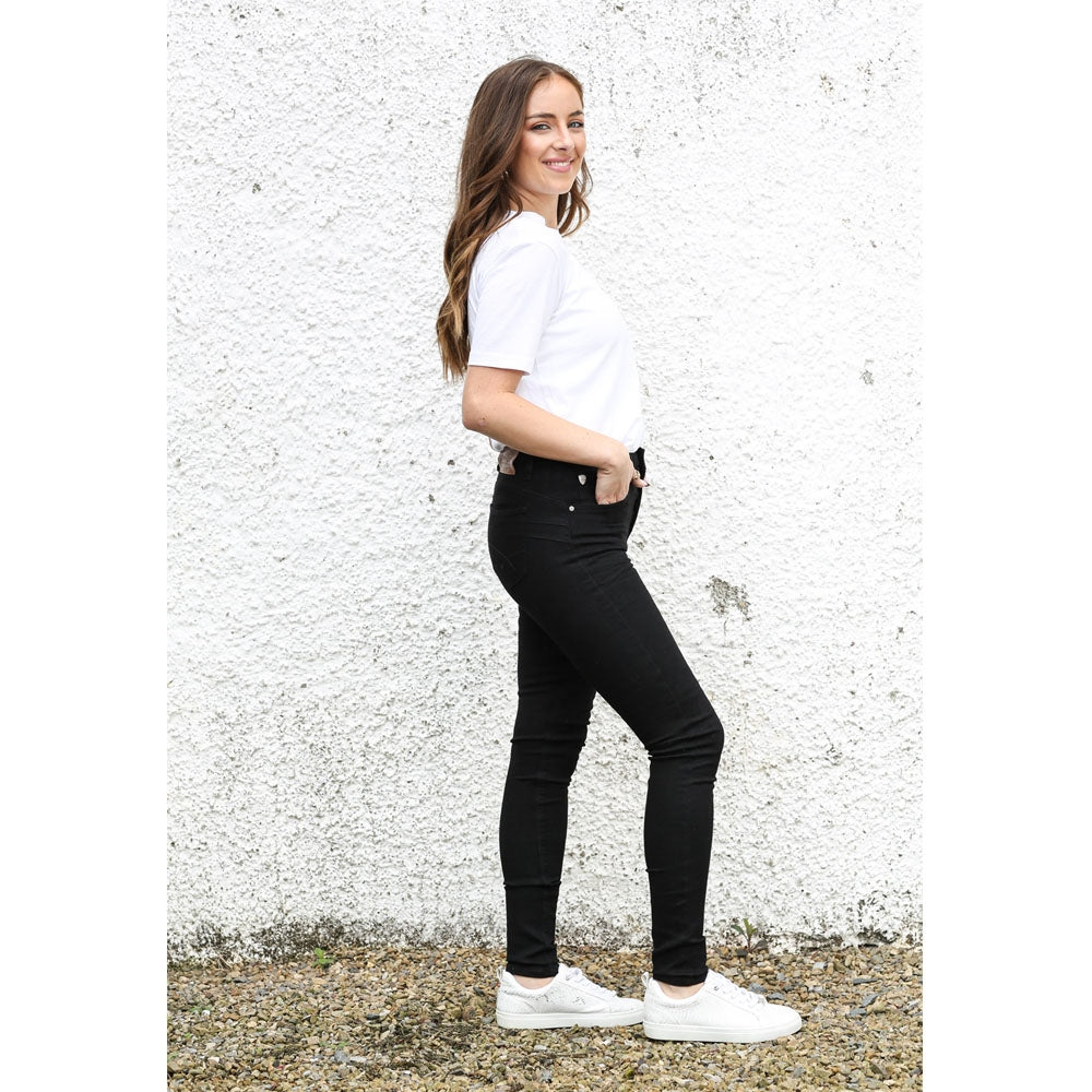 RANT & RAVE LADIES Katherine Skinny Jeans - Black Black model front view