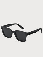 JACK & JONES Pontus Sunglasses - Black Black model front view