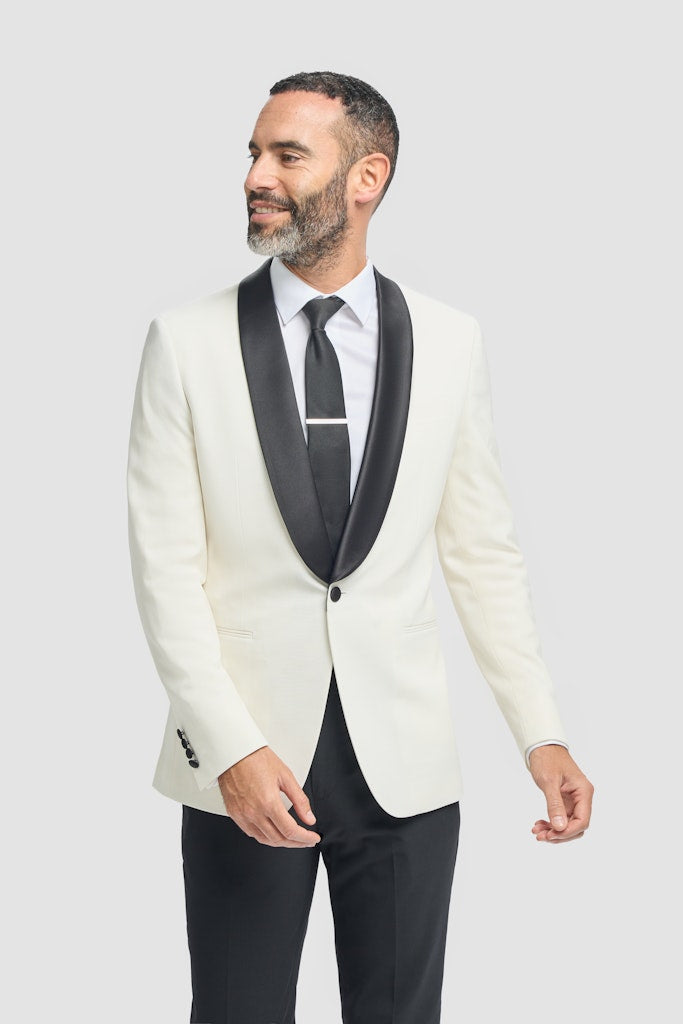 House of Cavani Aspen Ecru Tuxedo Blazer Ecru model front view