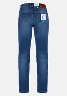 6TH SENSE Nevada Lightwash Tapered Jeans Lightwash detail view