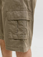 JACK & JONES Cole Matty Mid Cargo Short -Crocodile Crocodile side view