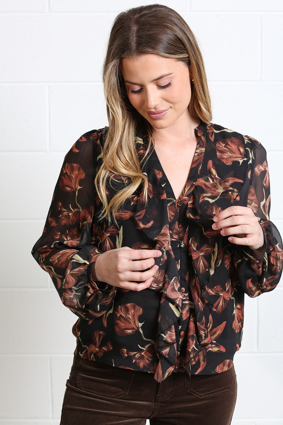 Rant & Rave Anna Frill Top in black, product view 4