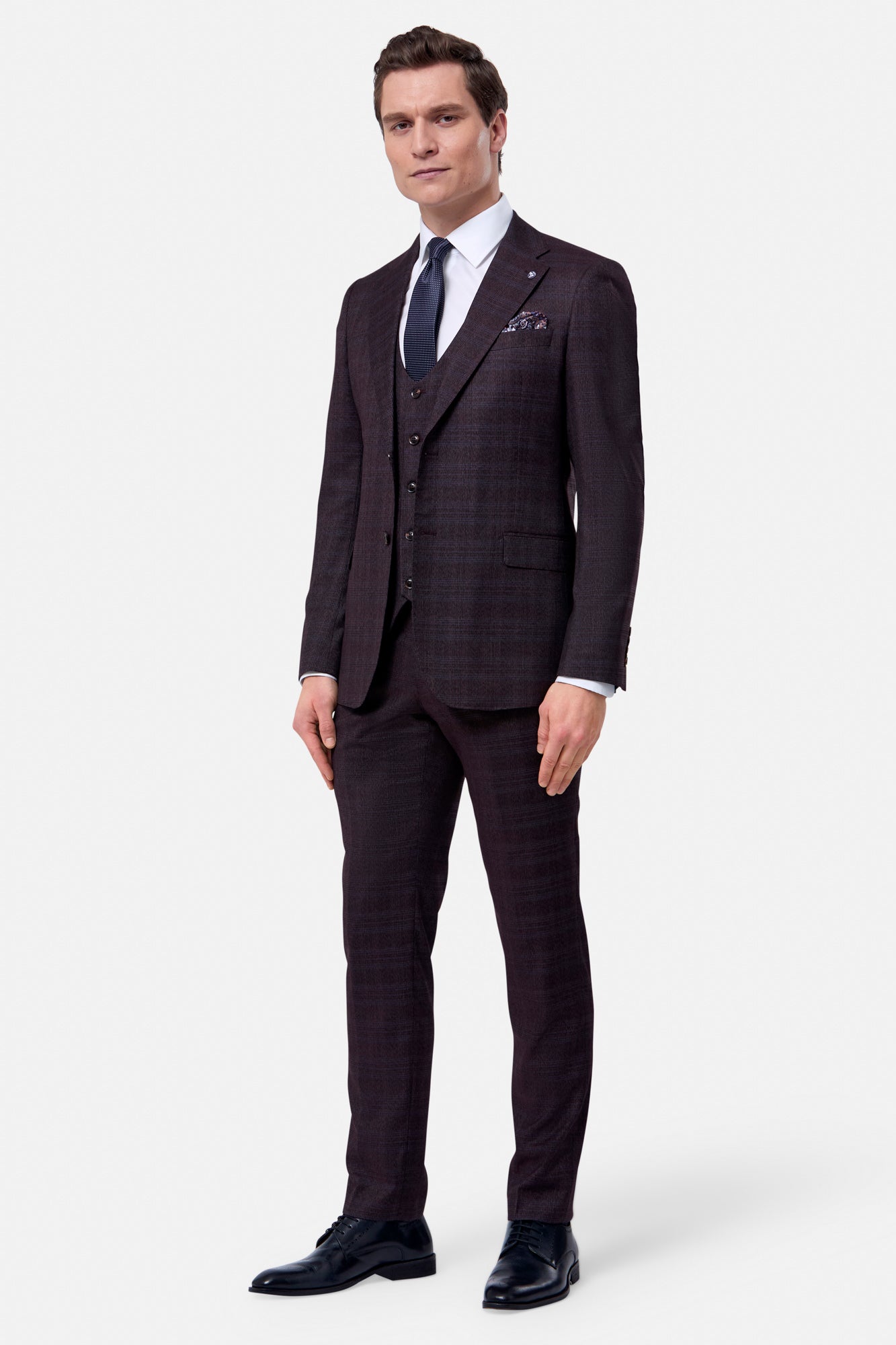 Elijah Wine Check 3 Piece Tapered Fit Suit-Full model view