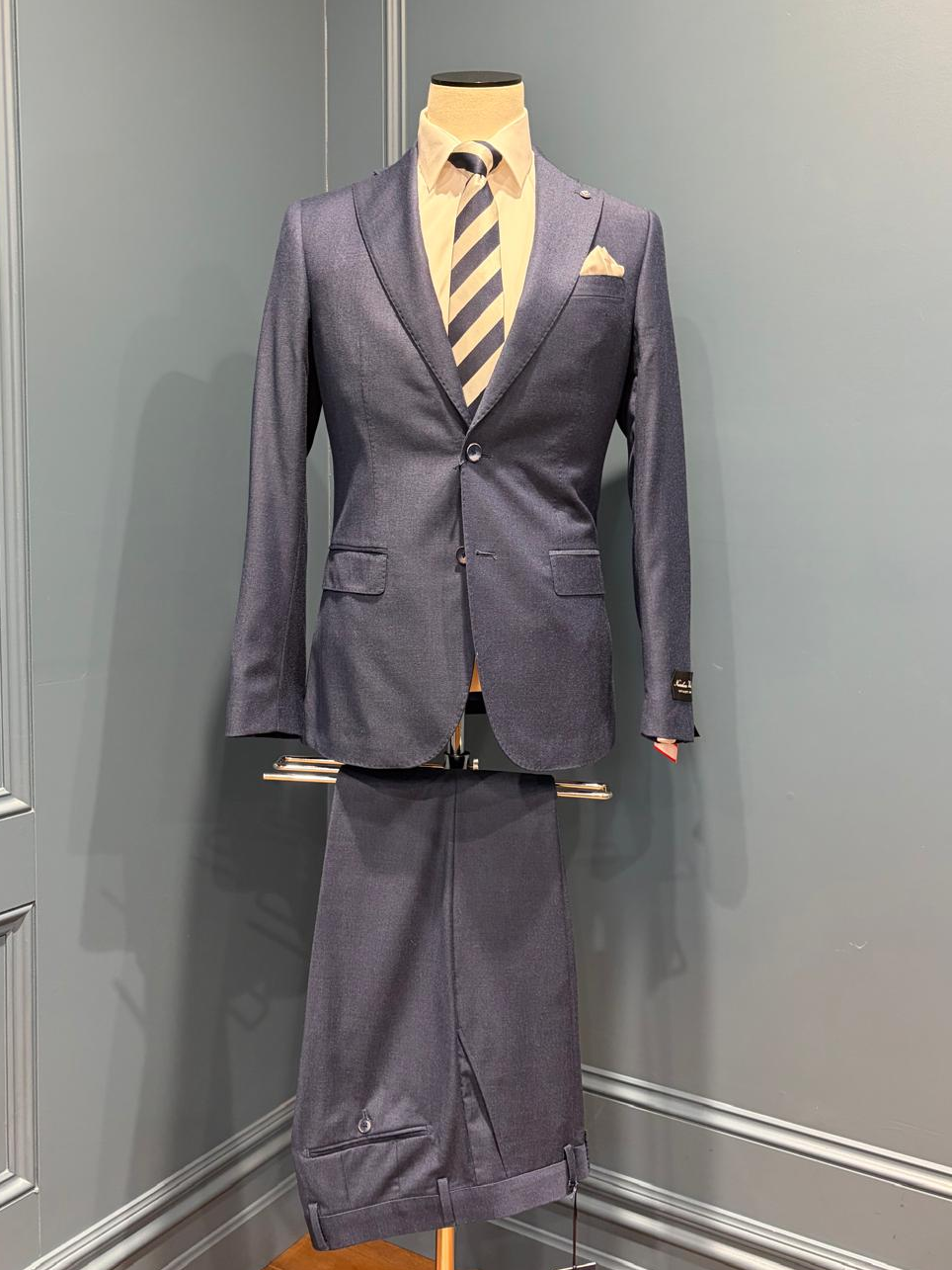 Dario Indigo 2 Piece Suit