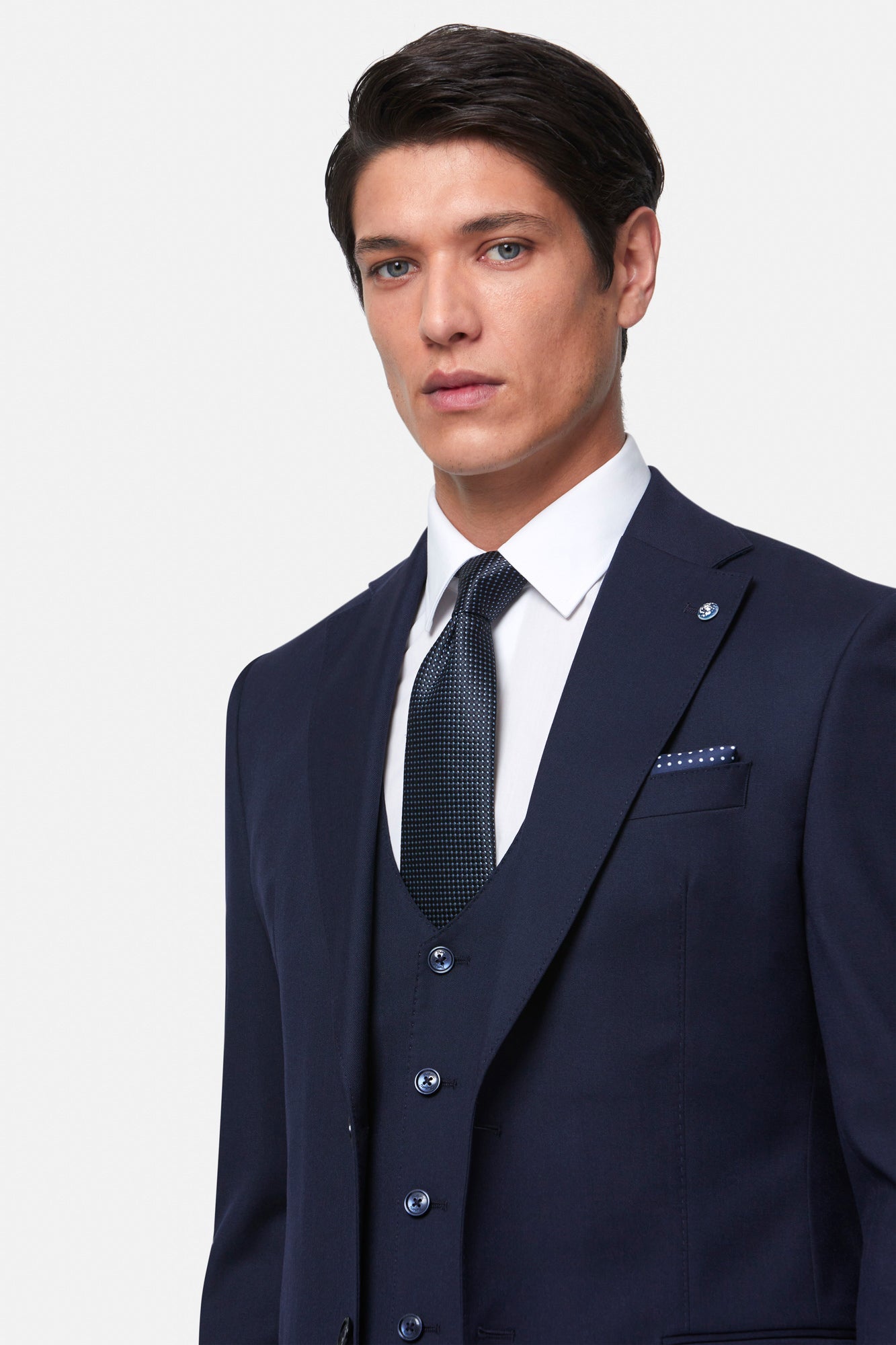 BENETTI Edina 3 Piece Ink Navy Suit INK detail view