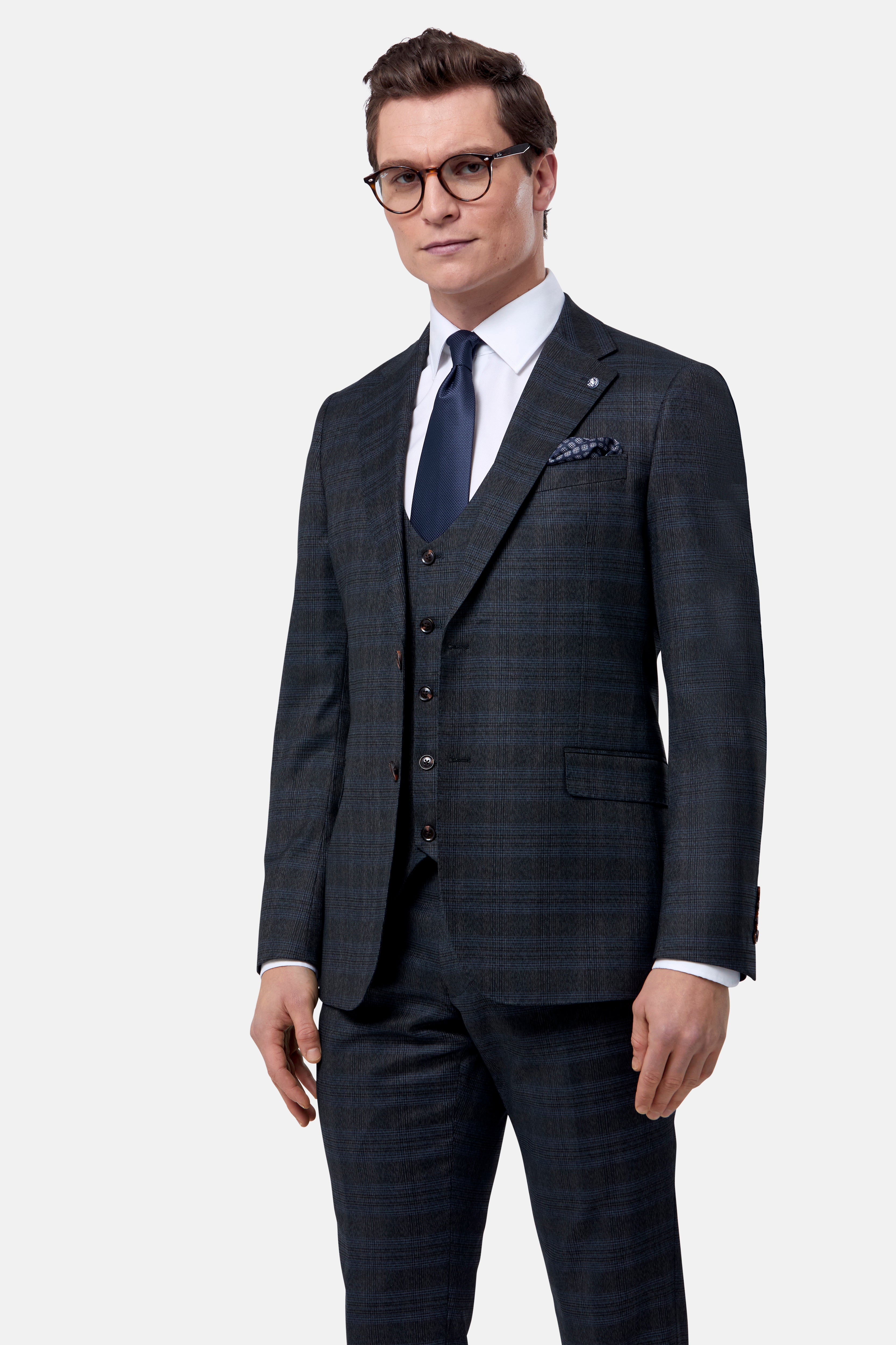 BENETTI Elijah Forest 3 Piece Tapered Fit Suit FOREST model front view