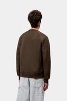 Carhartt WIP Chase Sweat-Tobacco / Gold Tobacco / Gold model front view