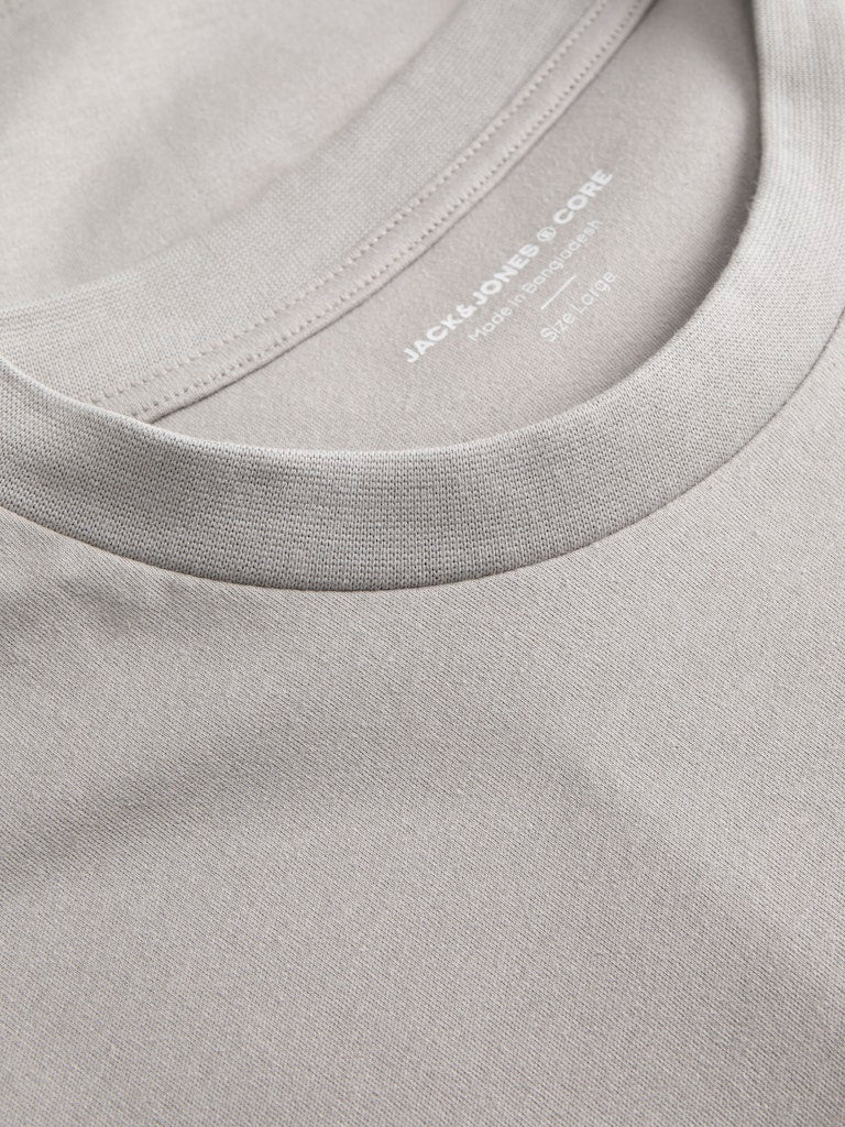 Close-up of a gray t-shirt with 'Jack & Jones' branding on the collar.