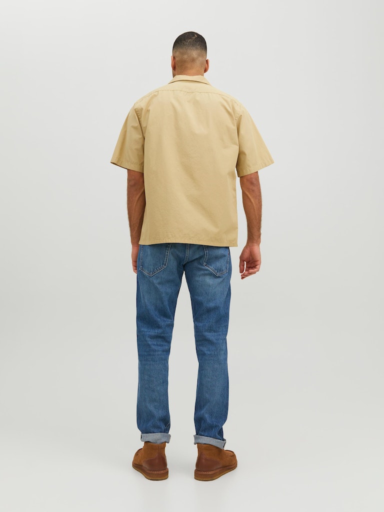 Men's Twill Cain Resort Shirt-Model Back View