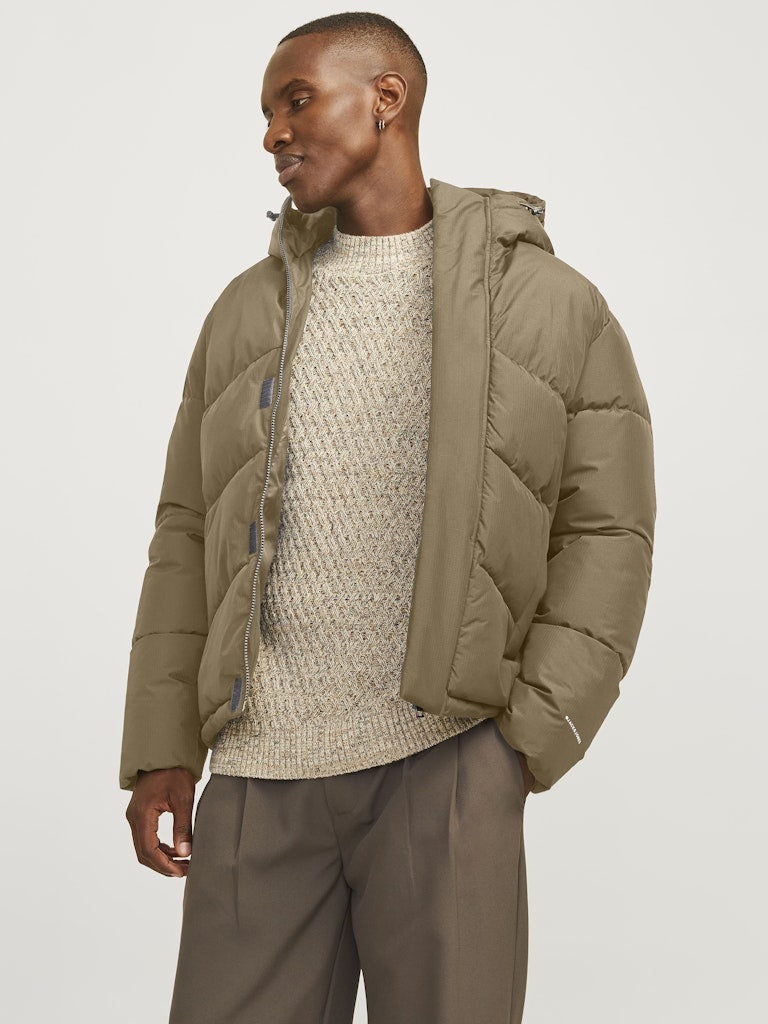 World Puffer Jacket-Elmwood