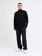 JACK JONES PREMIUM Blurichard Knit High Neck-Black Black model front view