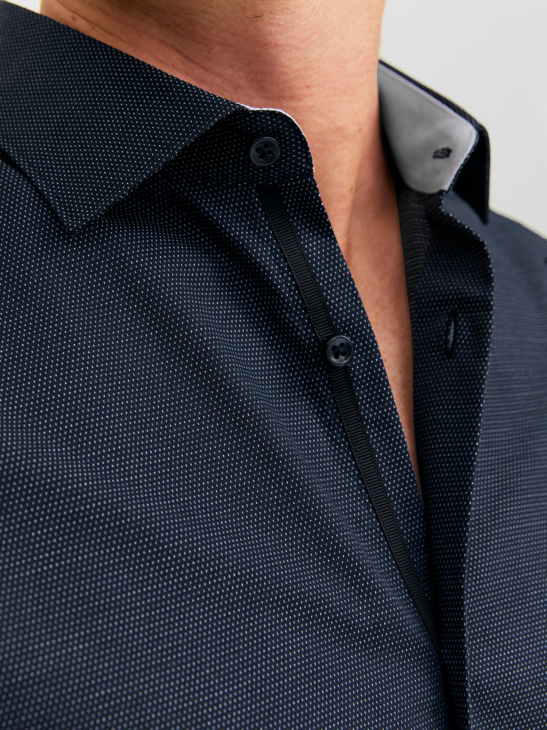 Men's Parker Detail Shirt Long Sleeve - Perfect Navy-Button/Collar View