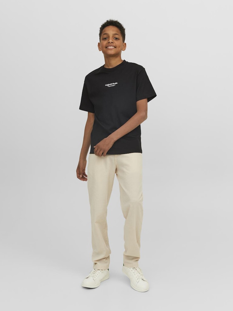Jack Jones Youths Vesterbro Junior Black Tee Black model front view