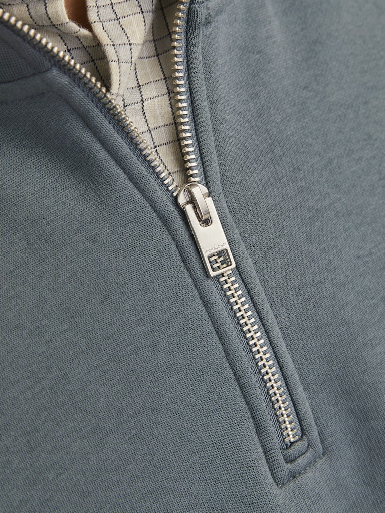 Men's Vesterbro Sweat Quarter Zip-Stormy Weather-Zip Fastneing View