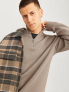 JACK JONES PREMIUM Milano Stitch Half Zip Knit-Greige Greige detail view
