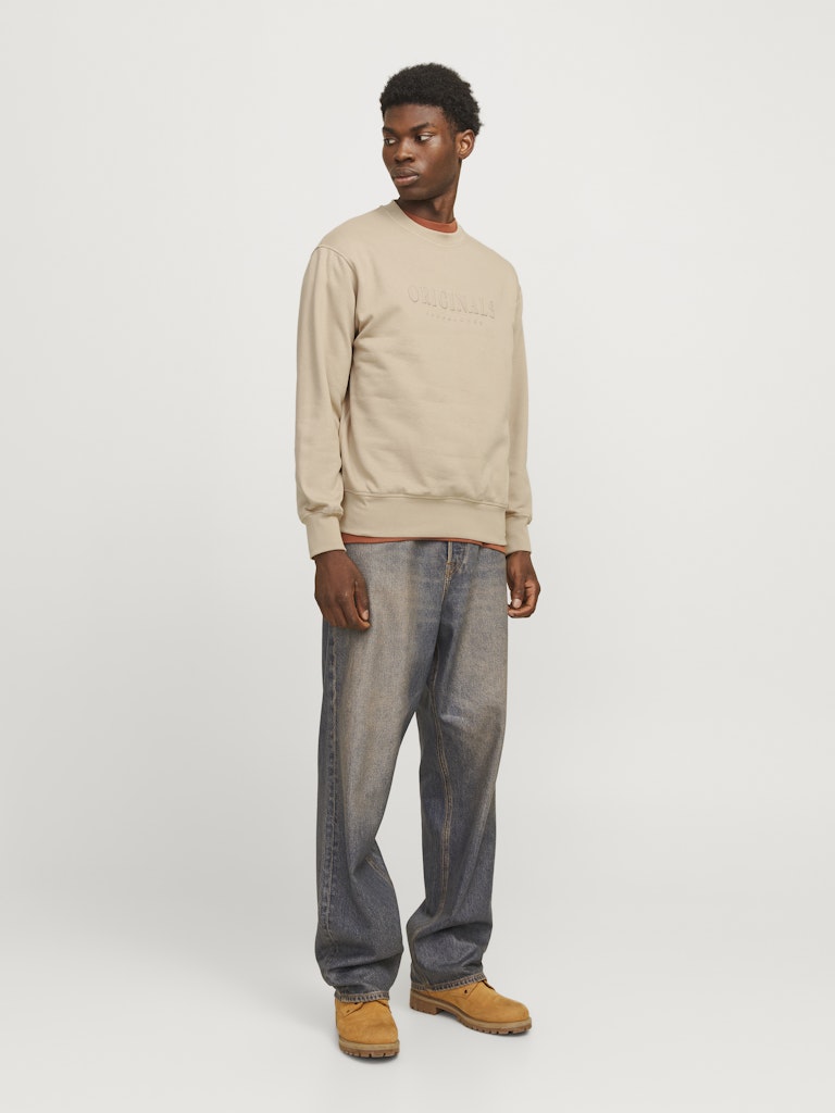 Men's Frederiksberg Sweat Crew Neck-Humus-Model Full Front View