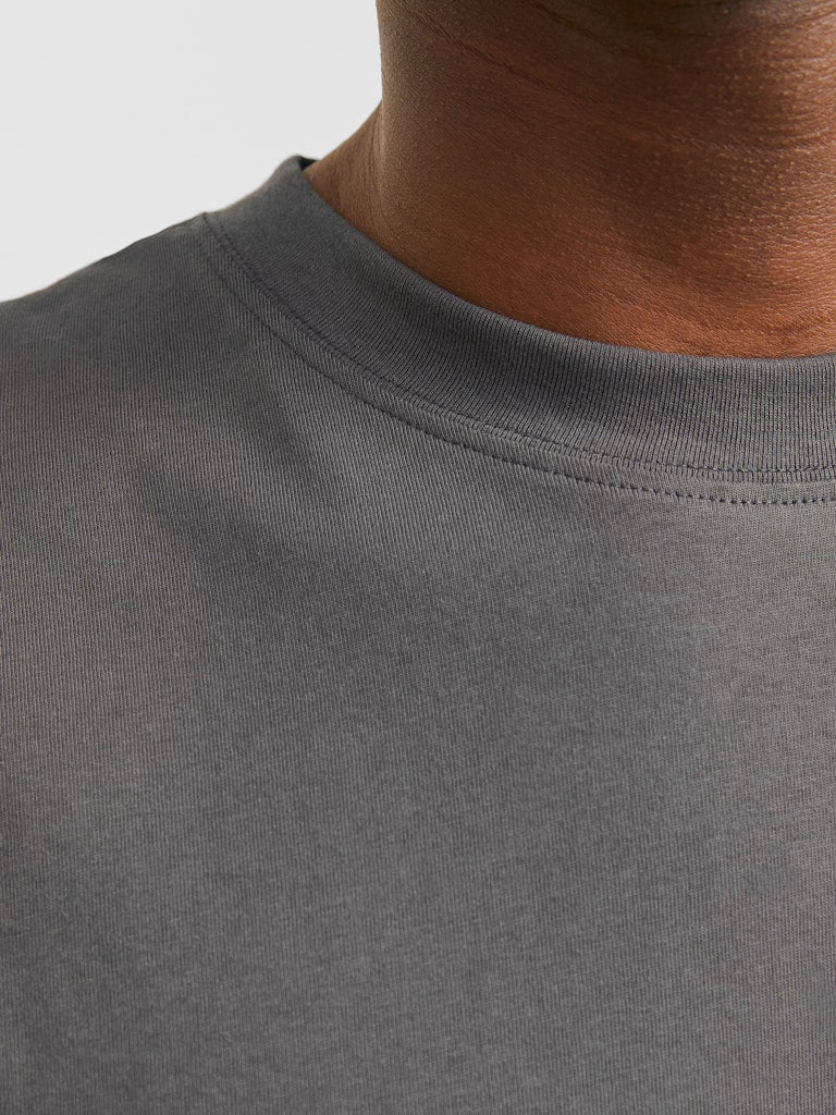 Lima Logo Pavement Tee-Collar view