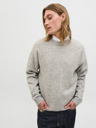JACK & JONES Soho Ollie Crew Neck Knit-Light Grey Melange Light Grey Melange model front view