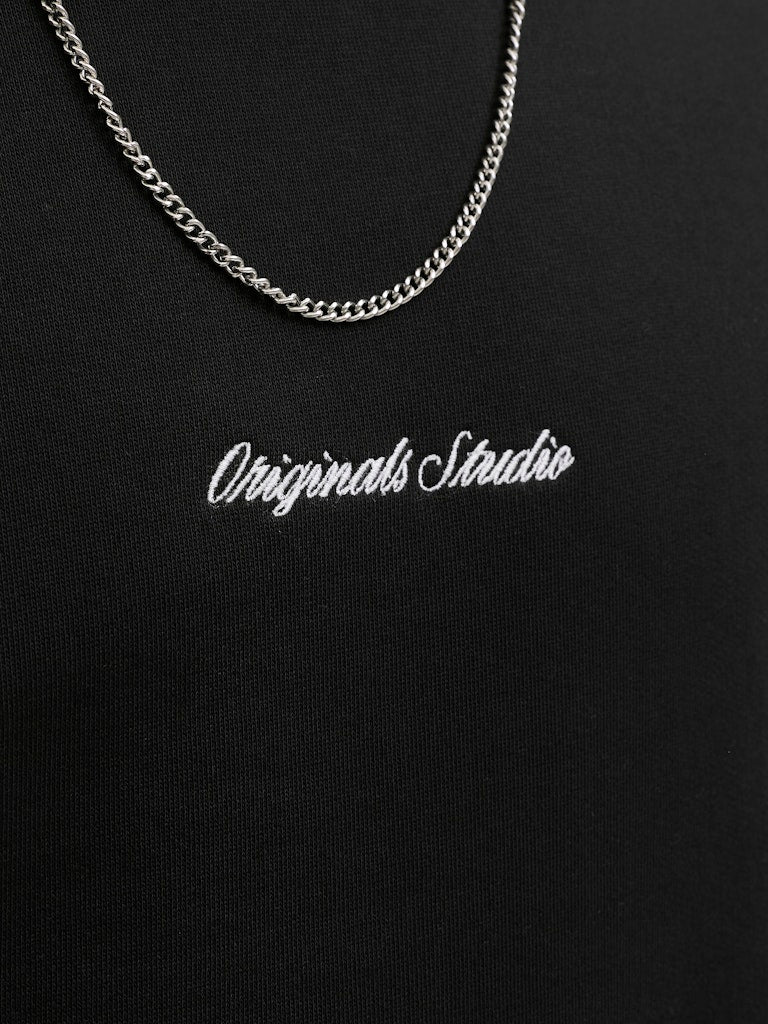 Men's Norrebro Emb Sweat Crew-Black-Close Up View