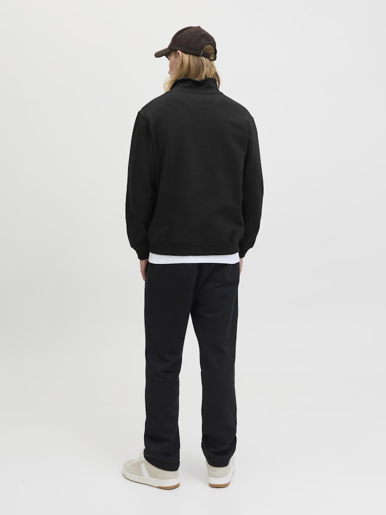 Men's Norrebro Emb Sweat High Neck-Black-Model Back View