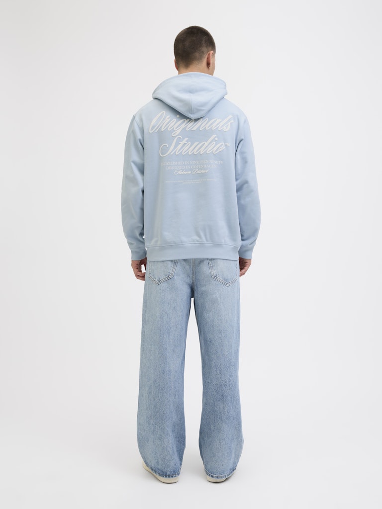 JACK JONES ORIGINALS Norrebro Typo Back Sweat Hood-Skyway Skyway detail view