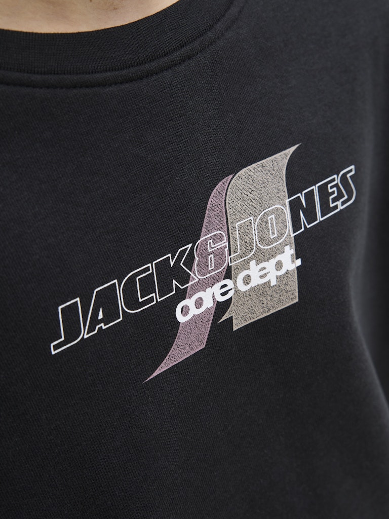 Jack Jones Youths Tier Sweat Crew Neck Junior-Black Black model front view