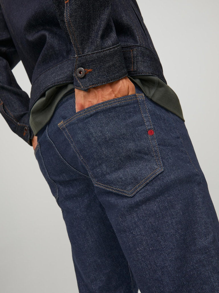 Men's Comfort Royal 811 Jean-Back Pocket View