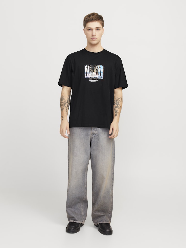 Vesterbro Picture Black Tee-Full model view