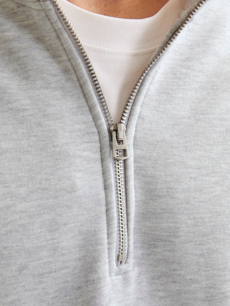 Urban Edge Half Zip White Melange Sweat-Zip detail