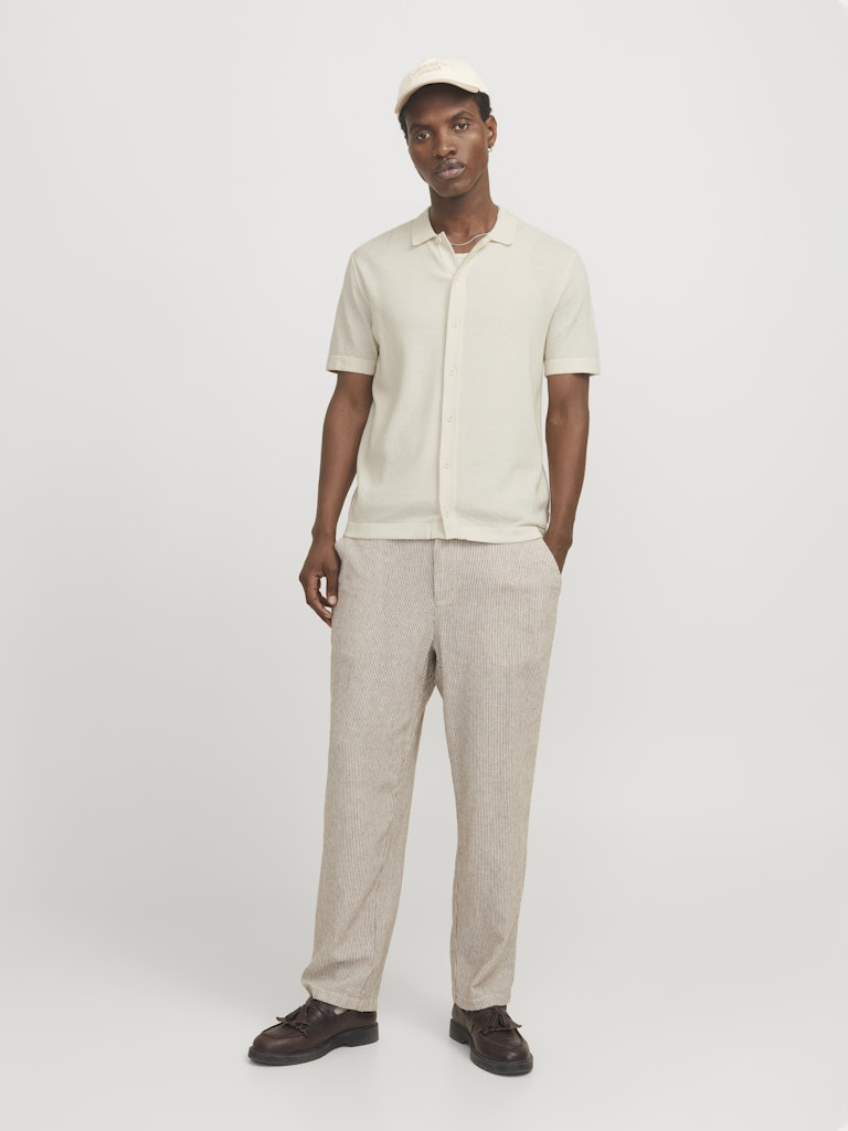 JACK & JONES Emil Knit Structure Short Sleeve Shirt-Cloud Dancer Cloud Dancer model front view