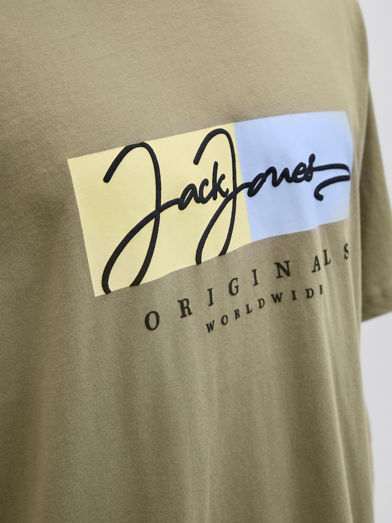 JACK JONES ORIGINALS Frederiksberg Box Script Silver Sage Tee Silver Sage flat front view