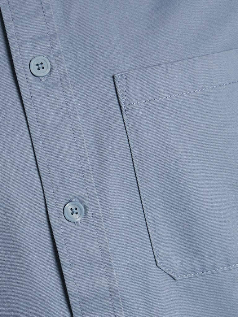 Men's Collective Zac Overshirt Short Sleeve-Flint Stone-Close Up View