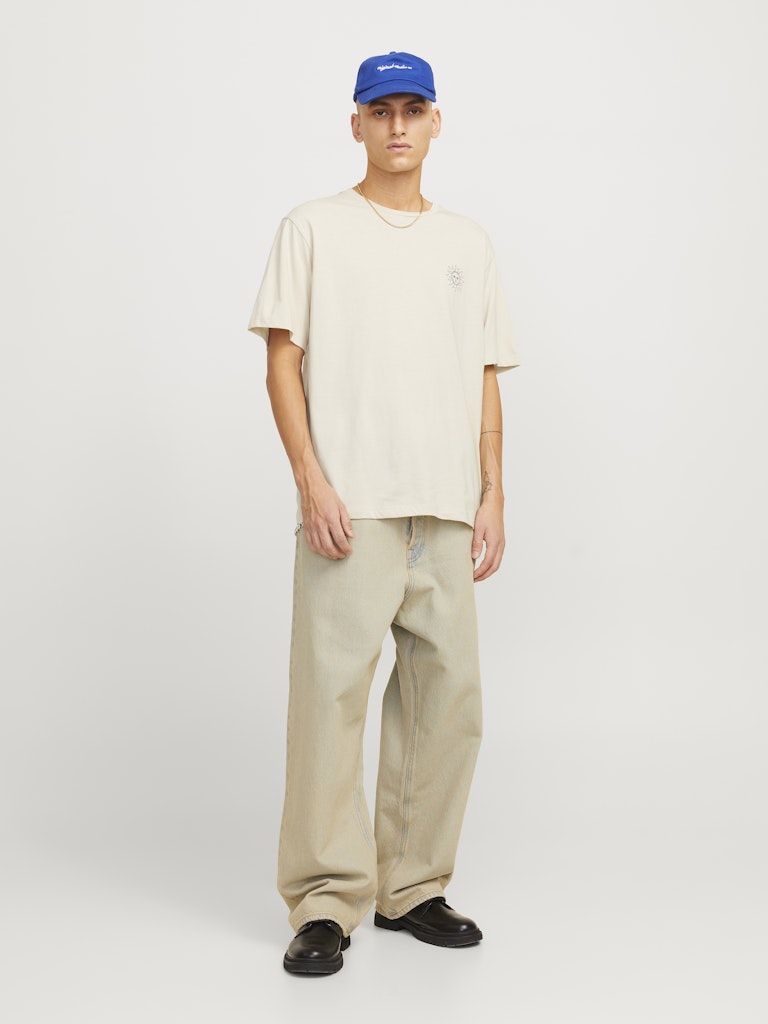 JACK&JONES Jackie Moonbeam Tee Moonbeam model front view