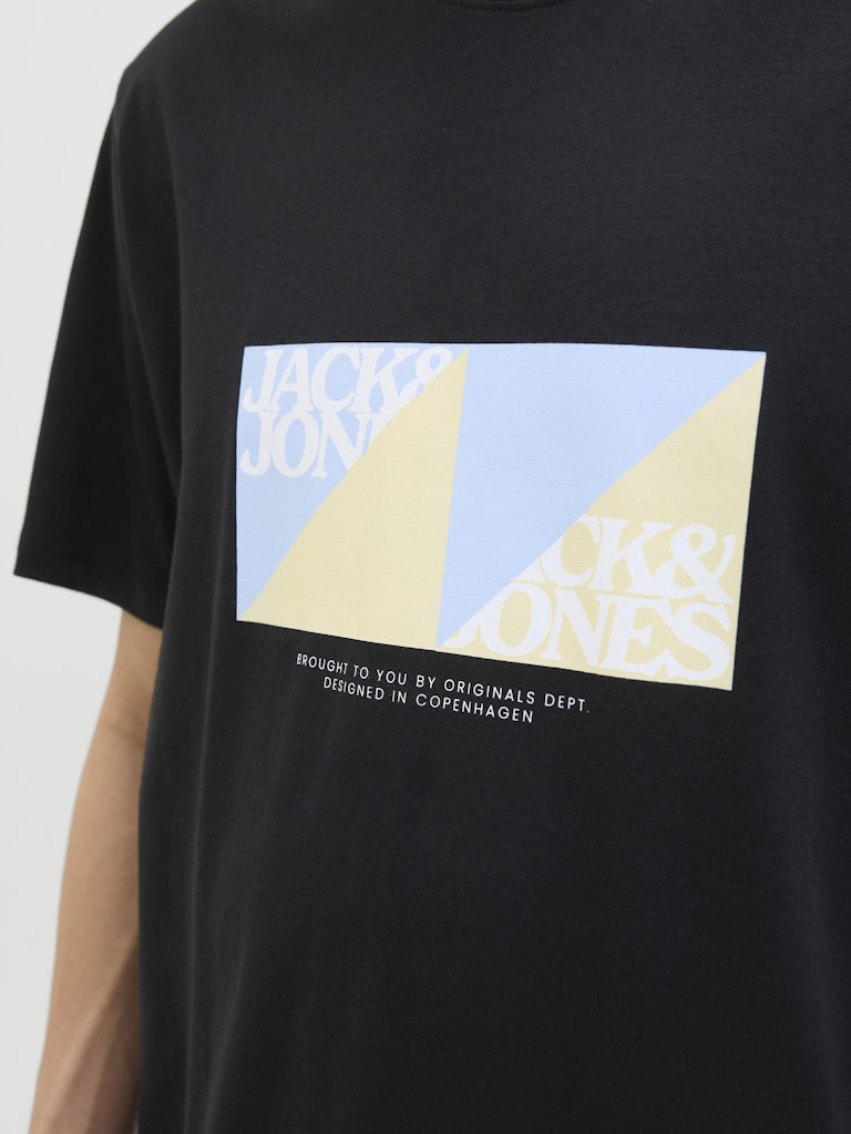 JACK JONES ORIGINALS Tavira Branding Tee Short Sleeve Crew Neck-Black Black side view
