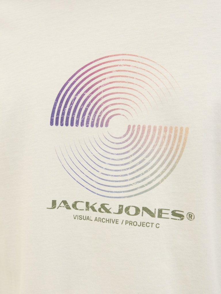 JACK JONES CORE Calma Tee Short Sleeve Crew Neck-Sweet Corn Sweet Corn model front view