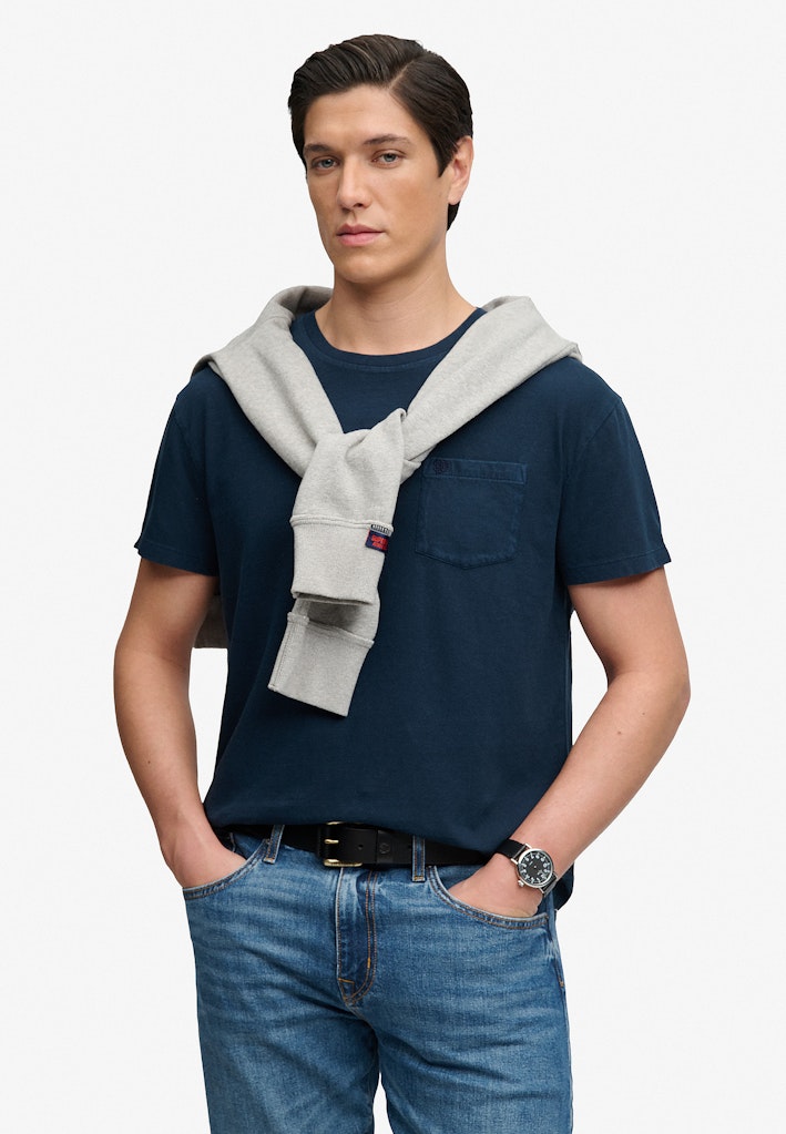 Superdry Cotton Classic Linen Pocket Tee in Eclipse Navy angled model view