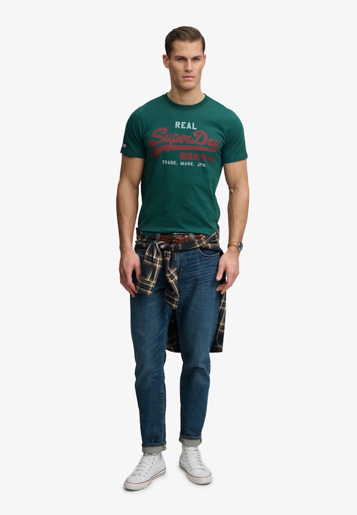SUPERDRY Vl Classic Tee Varsity Green t-shirt front view on model