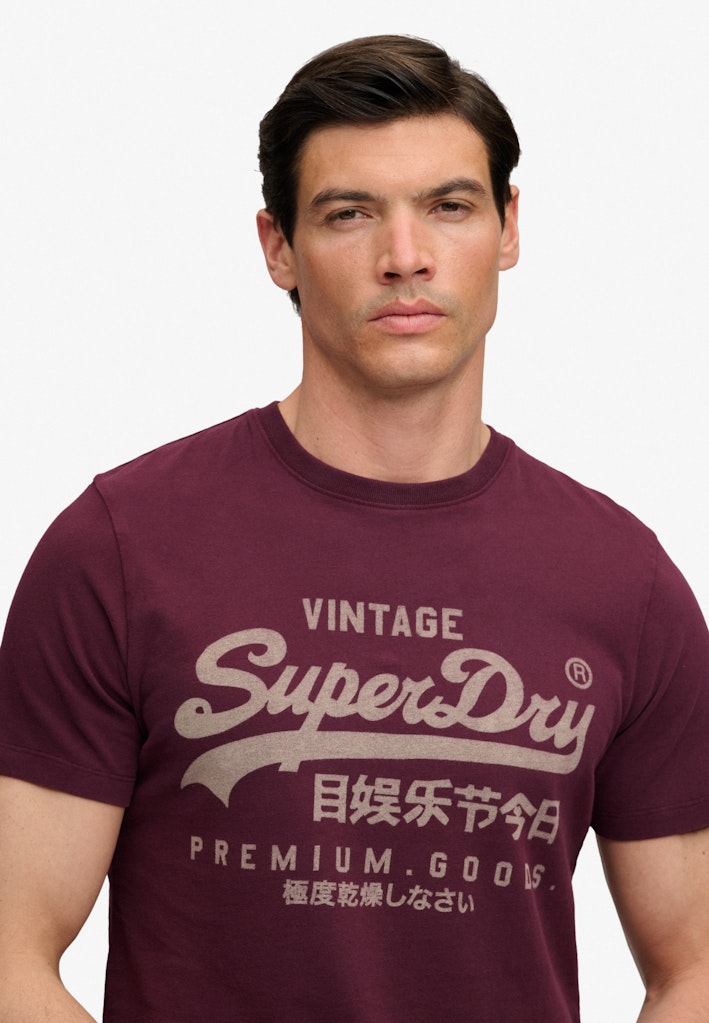 Superdry Vintage Logo Classic Tee in Port Red half model view