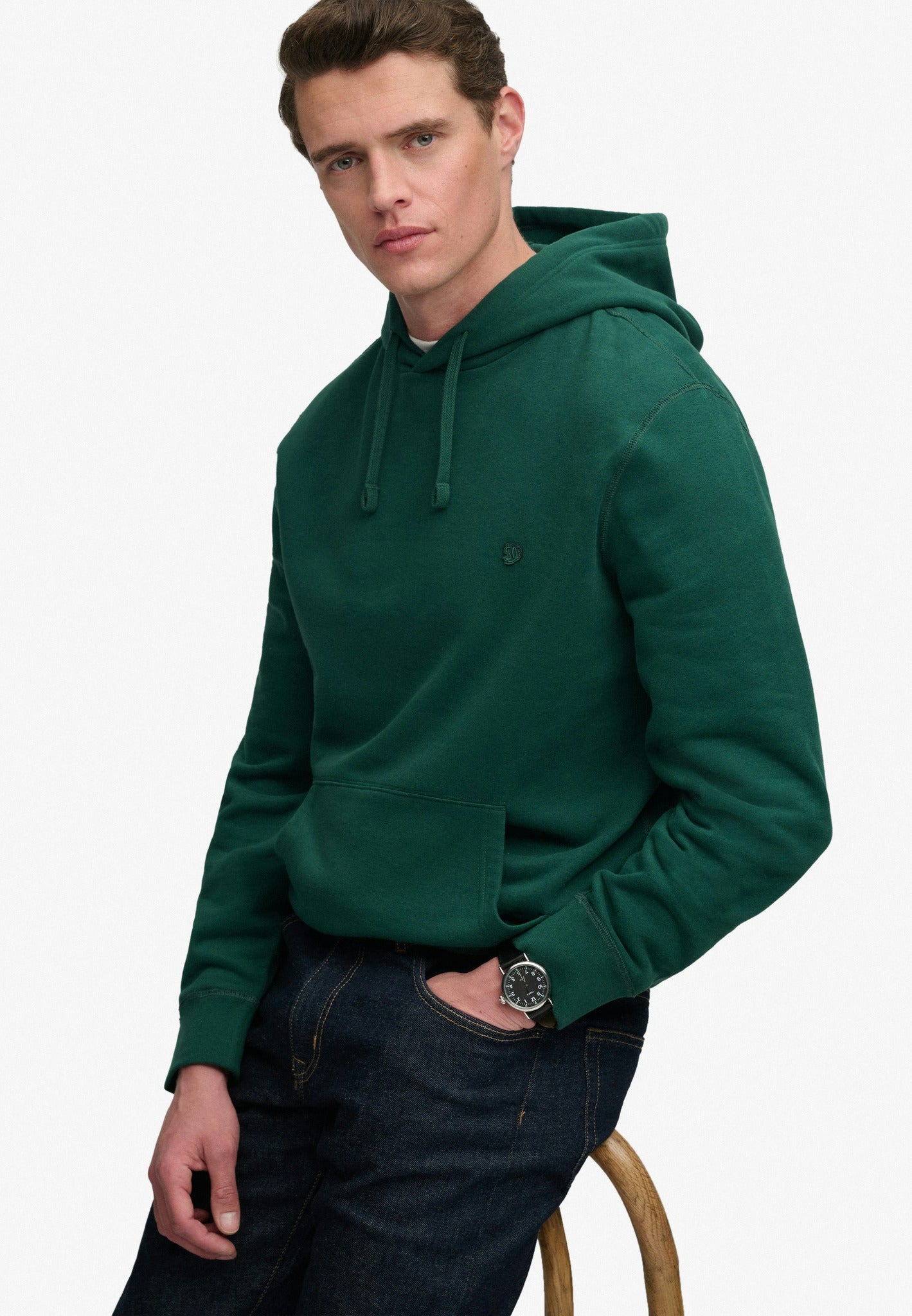 Superdry Essential Sdco Logo Hood in Varsity Green angled model view