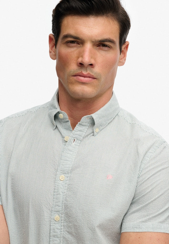SUPERDRY Classic seersucker s/s shirt in cream/green, front view