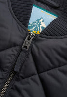 Superdry Diamond Quilt Jacket in Vulcan Navy zip and collar detail