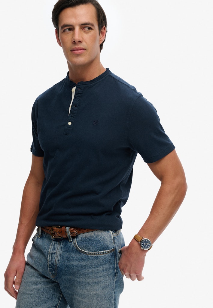 SUPERDRY Classic Cotton Lin Ss Grandad Nordic Chrome Navy short sleeve front view