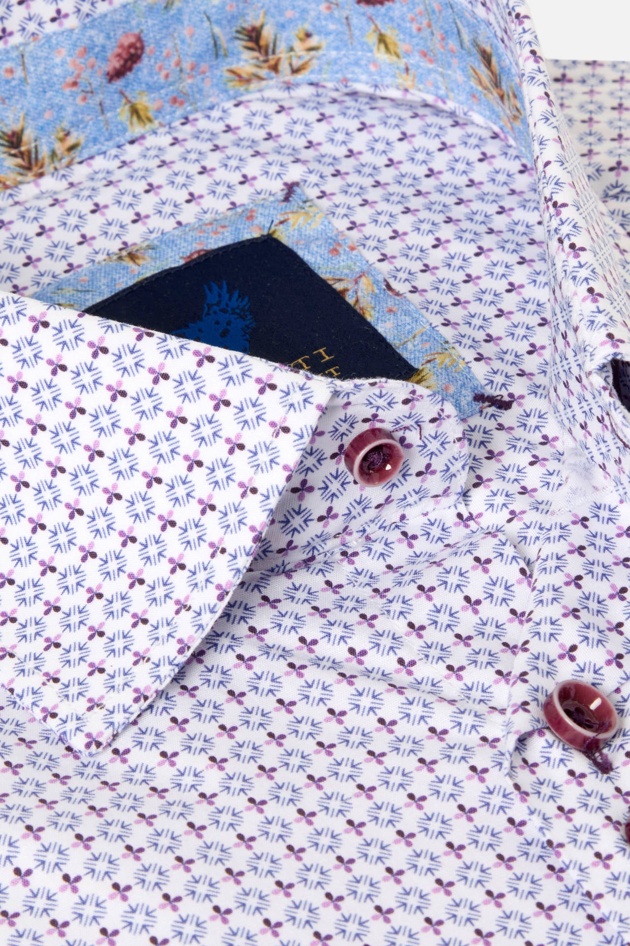 Benetti London Lilac Shirt in LILAC, close-up of the patterned collar and front buttons