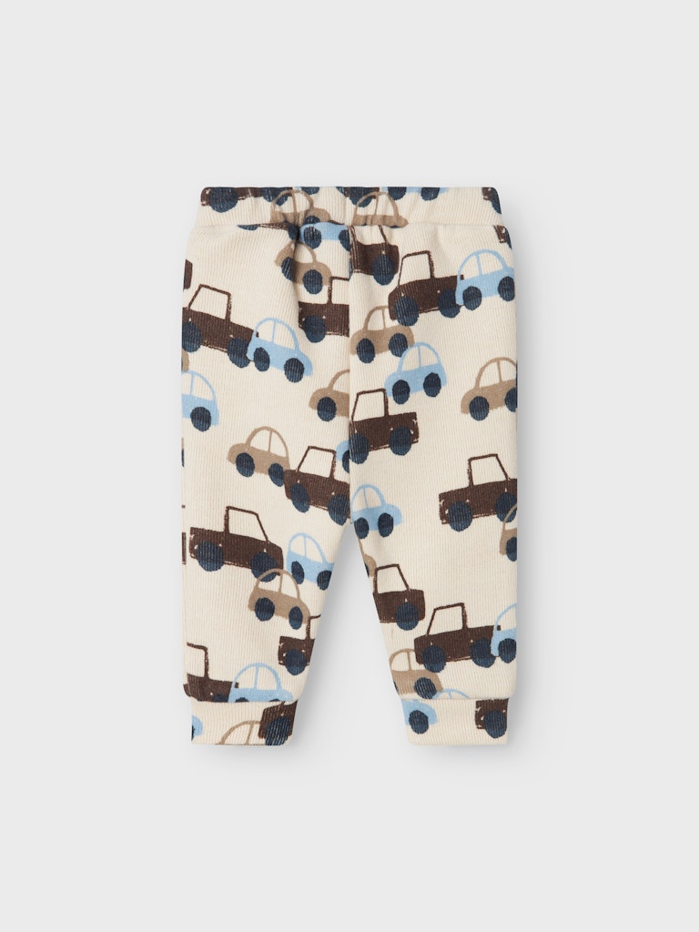 NAME IT Sacar Sweat Summer Sand Pant Summer Sand model front view