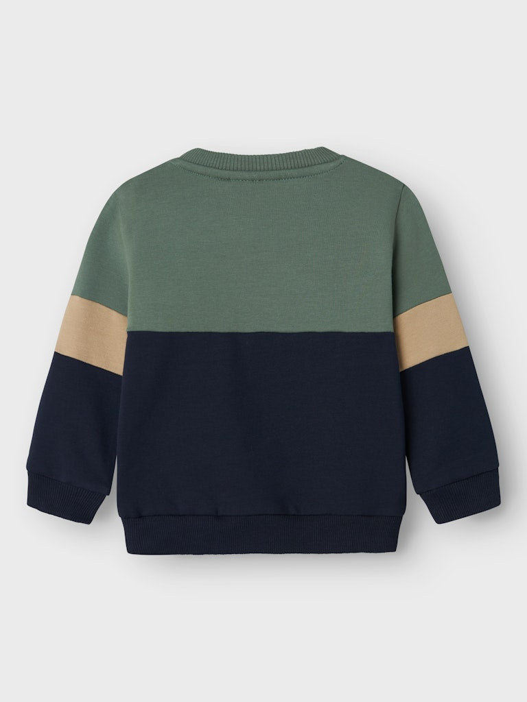 NAME IT Solly Dark Sapphire Sweatshirt Dark Sapphire model front view