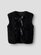 NAME IT Ruth Teddy Vest Black model front view