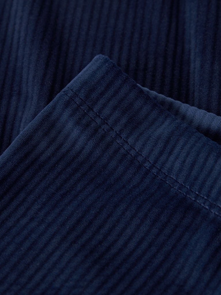 Girl's Veloa Velvet Legging-Navy Blazer-Close Up View