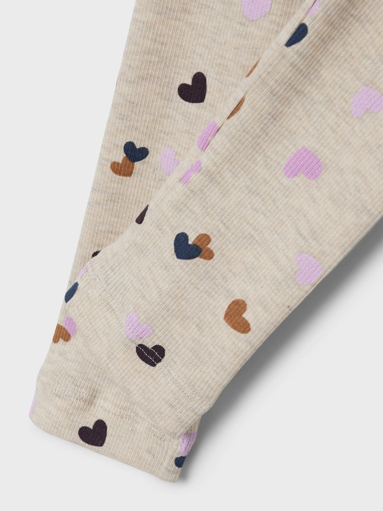 Lucky Heart Print Leggings-Peyote Melange-Close up view