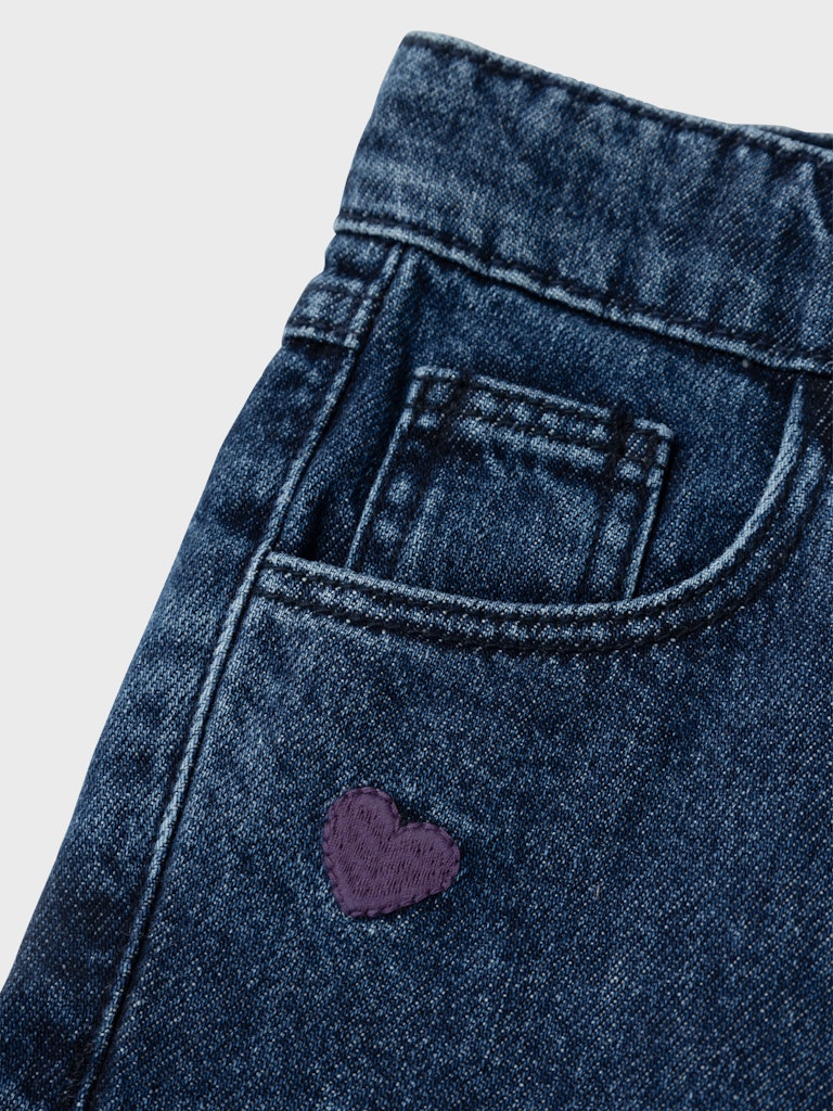 Bella Mom Heart Jeans -Dark Blue Denim-Pocket detail